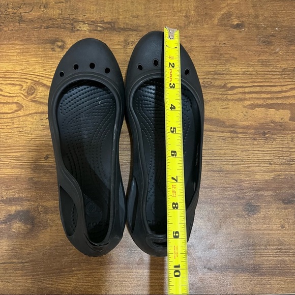Crocs Kadee Ballet Flats Black Cutout Details Slip On Shoes Comfort Sz 9 Casual - Picture 6 of 7